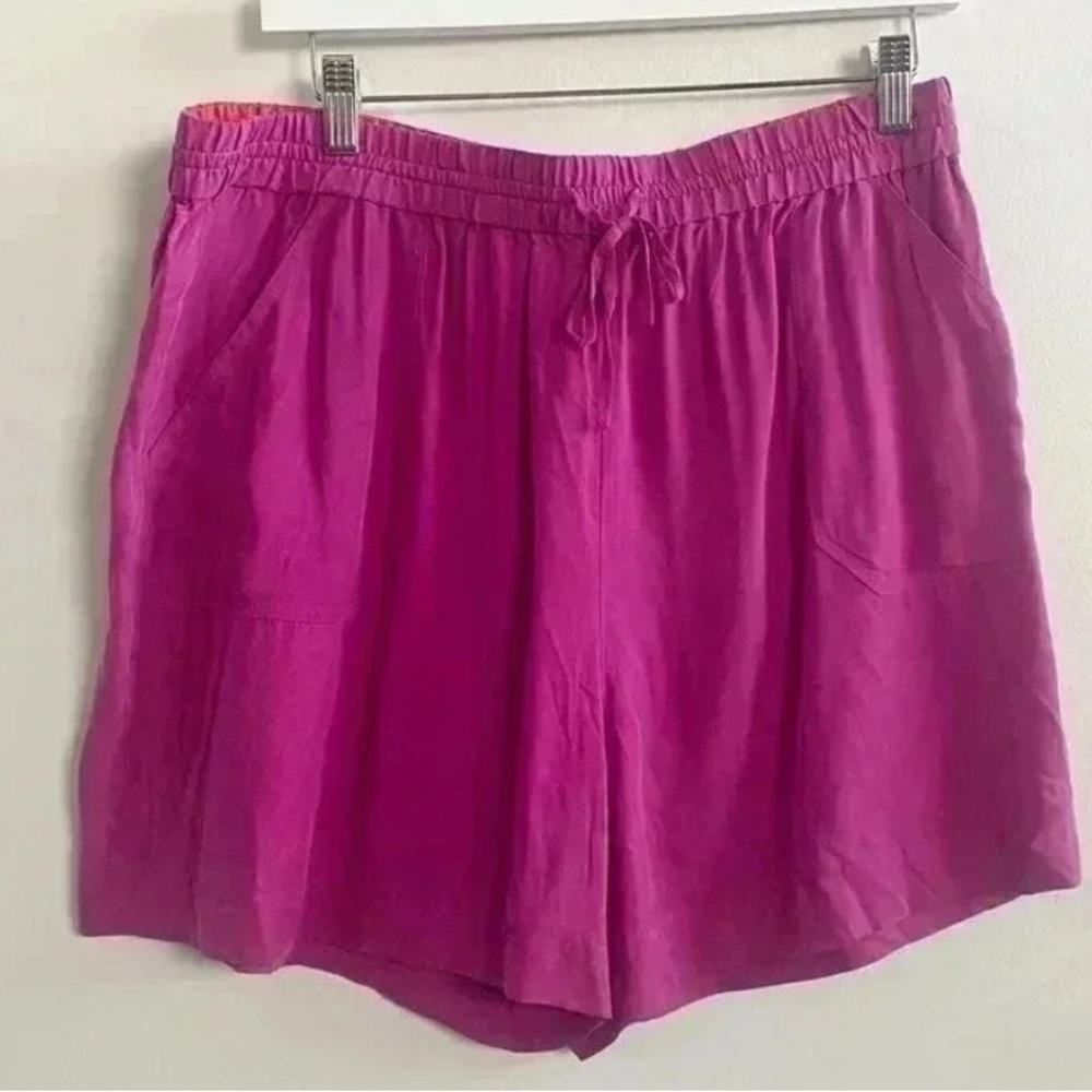 Boden pink pull on shorts 10